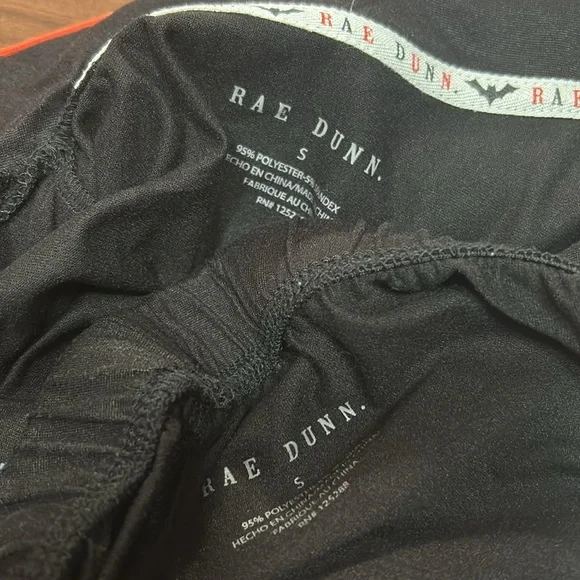 Small Rae Dunn stretchy BOO Halloween pajama set - Picture 3 of 4